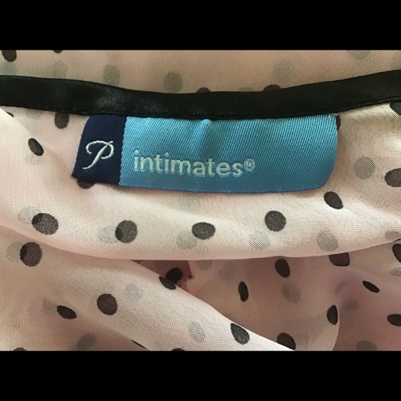 Pennington’s sexy plus-sized sheer, polka dot nightgown - Picture 6 of 7